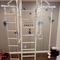 Kid's Climbing Gym