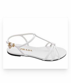 PRADA WHITE PAT. LEATHER STRAPPY FLAT SANDALS WITH TRIANGLE LOGO CHARM SZ 39 NEW