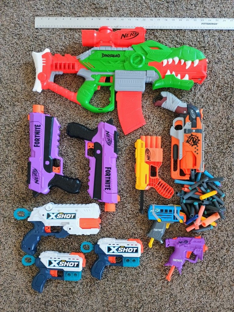 NERF AND X-SHOT TOY GUNS