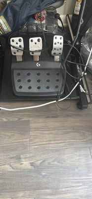 Logi- G923 ps5 with foldable sim stand.