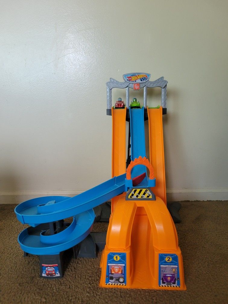 Fisher-Price Hot Wheels Track Set