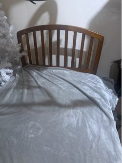 twin wooden bed