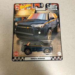 Hot Wheels 2022 Premium Boulevard Toyota 4 Runner