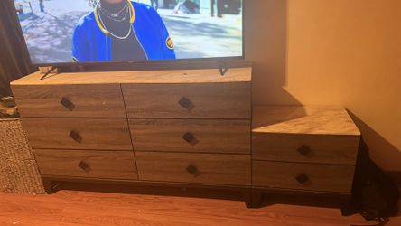 Dresser Set