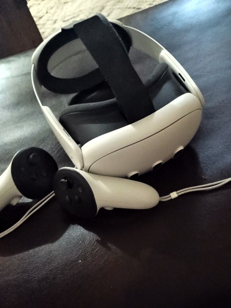 Oculus Quest 3 And Quest 3 Strap 