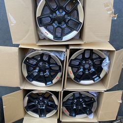 17 inch Jeep 5 wheels original