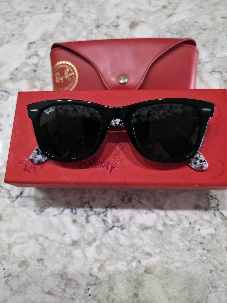 Mikey Mouse Ray Ban 90th University 