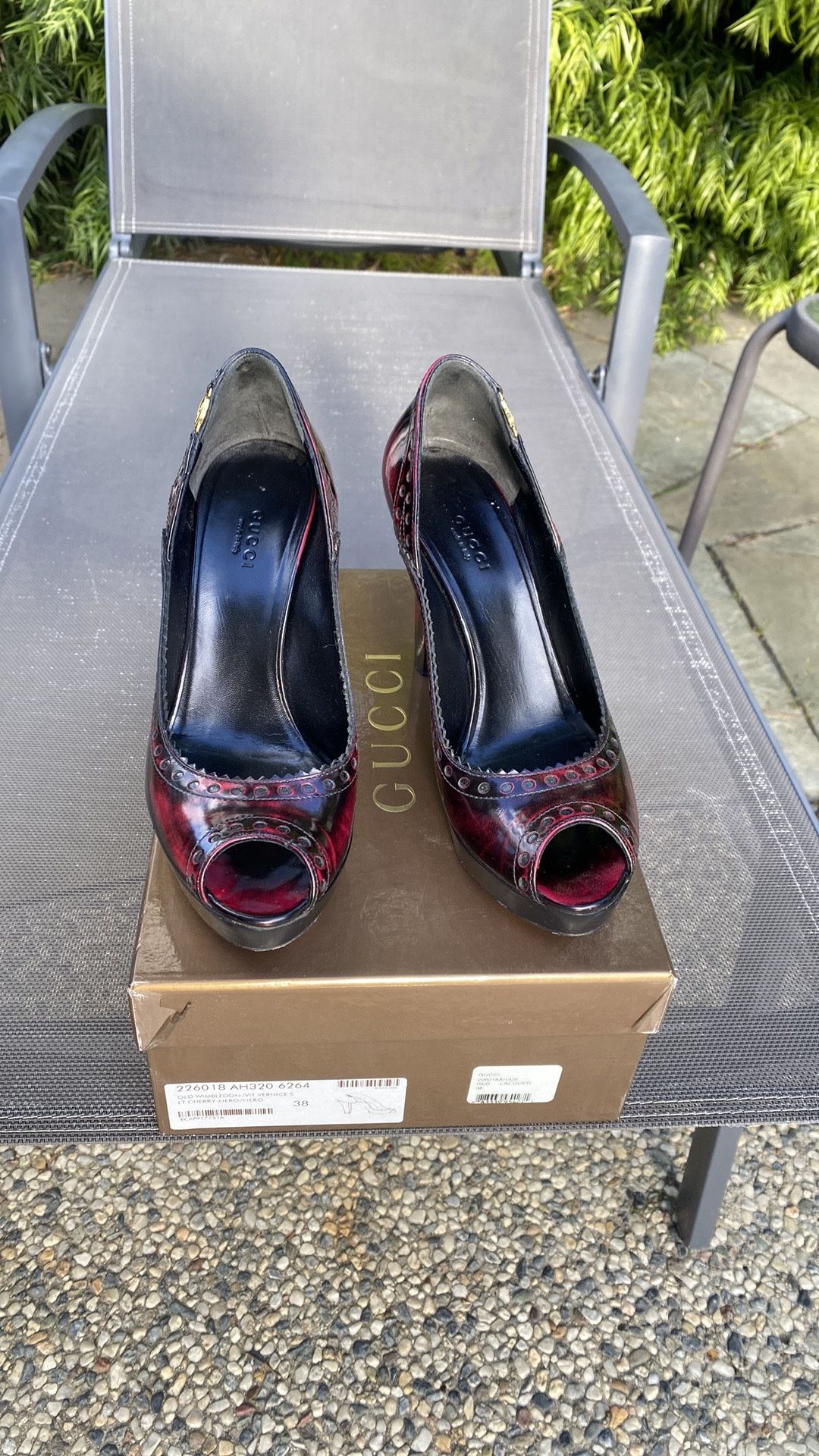 Gucci Old Wimbledon Leather Shoes, Italian Size 38