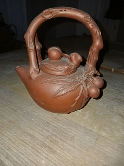 Immortal Peach Master Craftsman Chinese Yixing tea pot