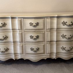 Provincial Off-white Gold Trim 9 Drawer Dresser 