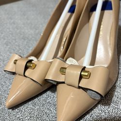 New Stuart Weitzman Heels US4