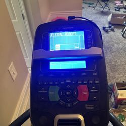 Elliptical Machine E618