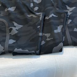 Men’s Under Armour Joggers (3)