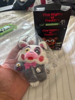 Five nights at Freddy’s mini plush blind box mangle