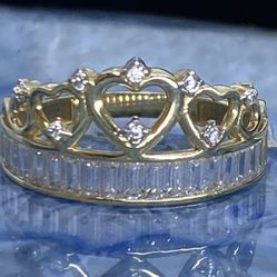 $450 Yellow Gold W Zirconia Heart Crown Ring 