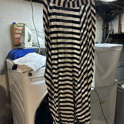 Long Black & White Skirt. Medium 