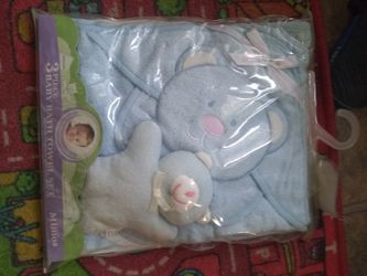 Baby towel never used
