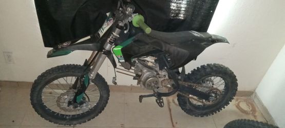 X pro 125cc dirtbike