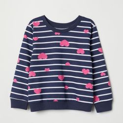NWT✨ H&M Girls Hearts Sweatshirt For Sale !!!