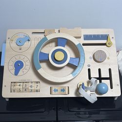 Wonder & Wise Beep Beep Busy Board