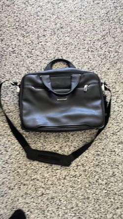 Tumi Black Leather Laptop Briefcase with Shoulder Strap