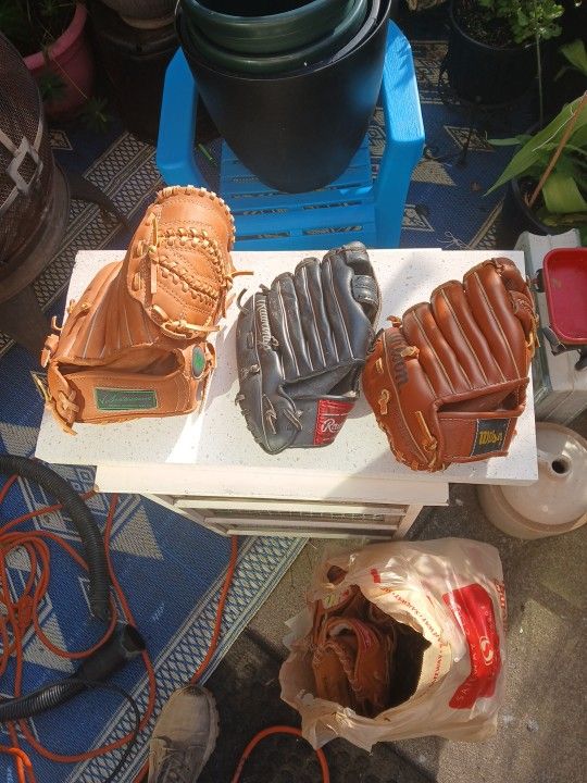 Leather Baseball Mitts Right And Left Handed