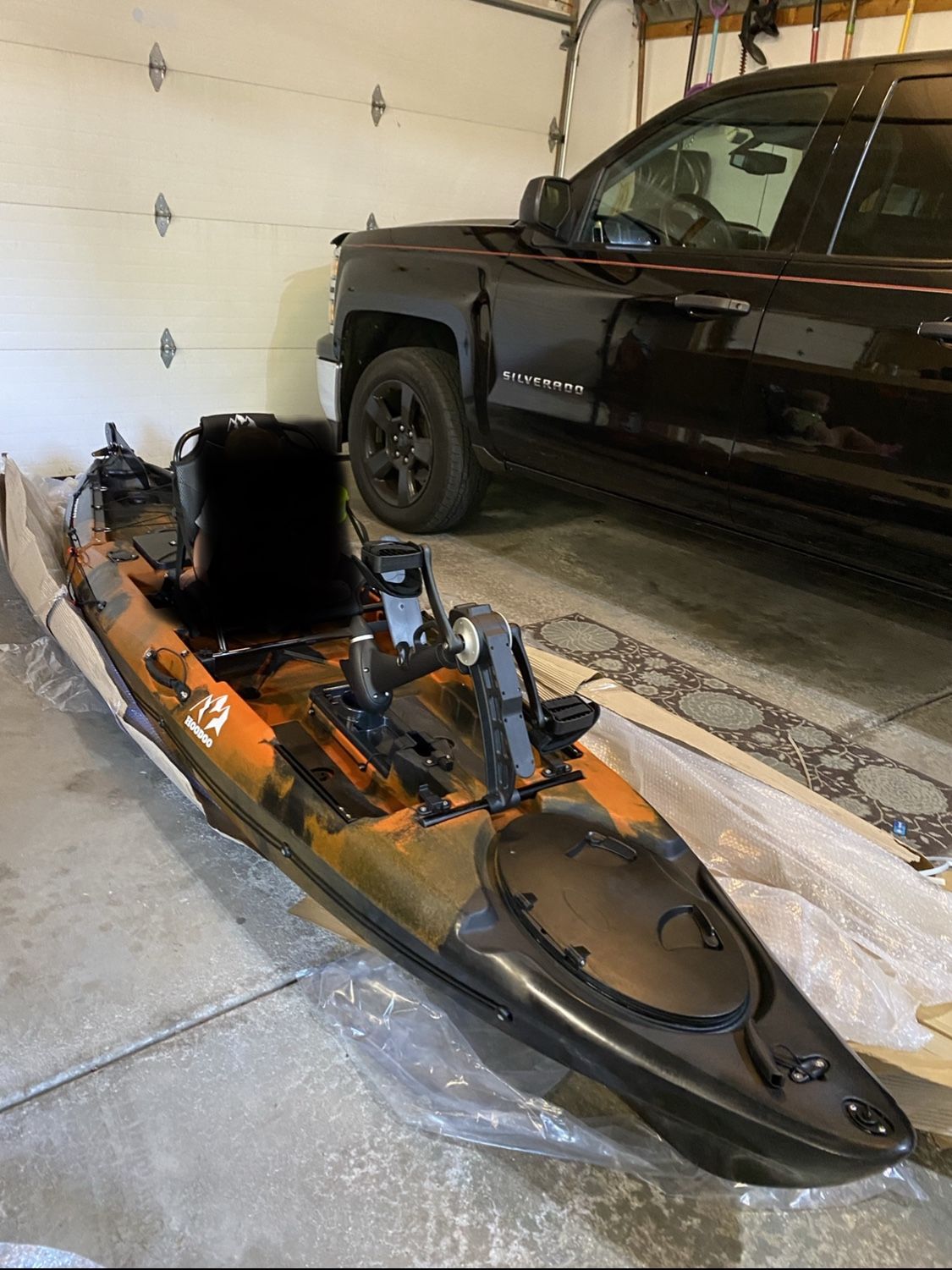 Hoodoo Tempest 120p Pedal Drive Fishing Kayak