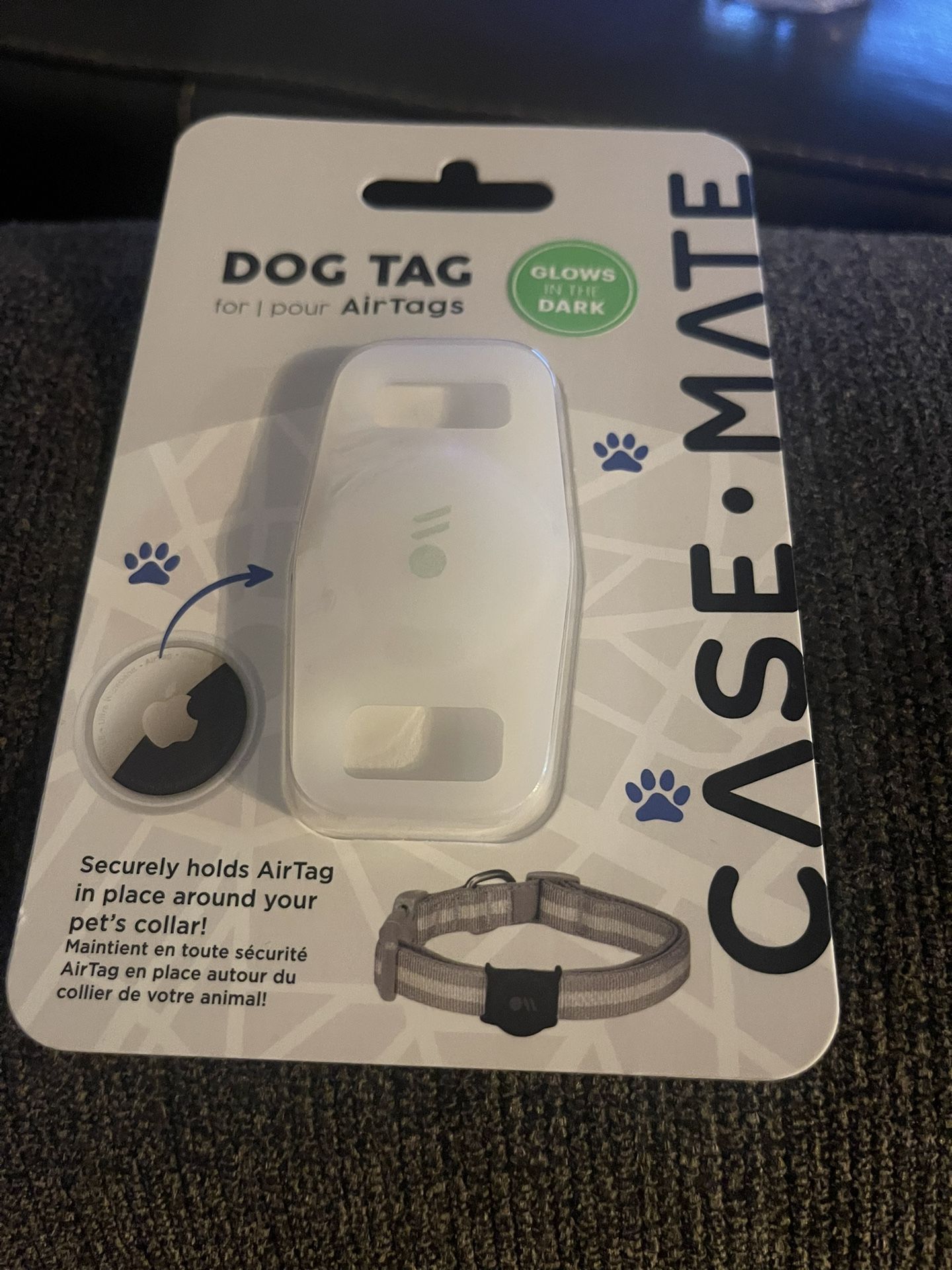 Dog Air Tag Holder ( Glows In The Dark