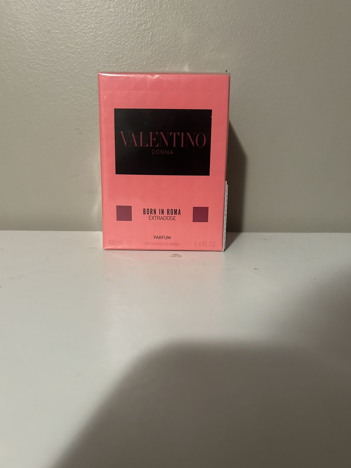 VELENTINO -NEW