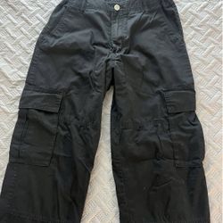 Black cargo pants
