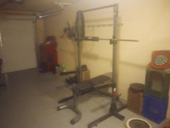 Power rack weight bench