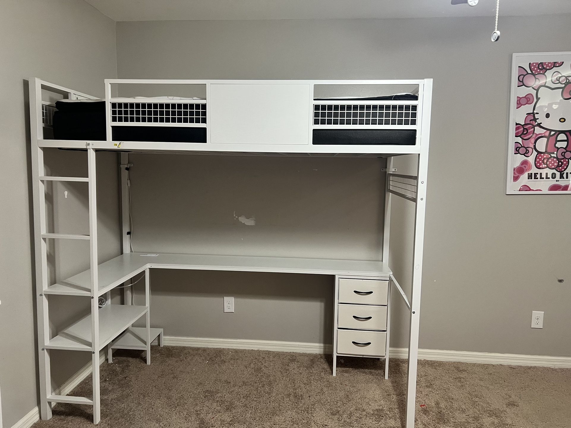 MOVING MUST GO!! Loft Bed Twin Size with L-Shaped Desk