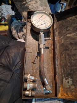 Vintage compression tester