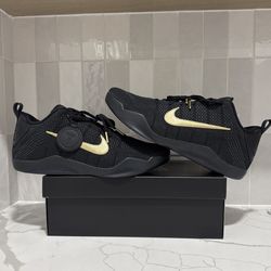 Kobe XI fade to black size 14  super rare