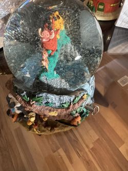 The Lion King Snow Globe