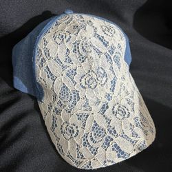White Lace/Jean Blue Hat One Size. 