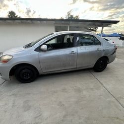 2011 Toyota Yaris