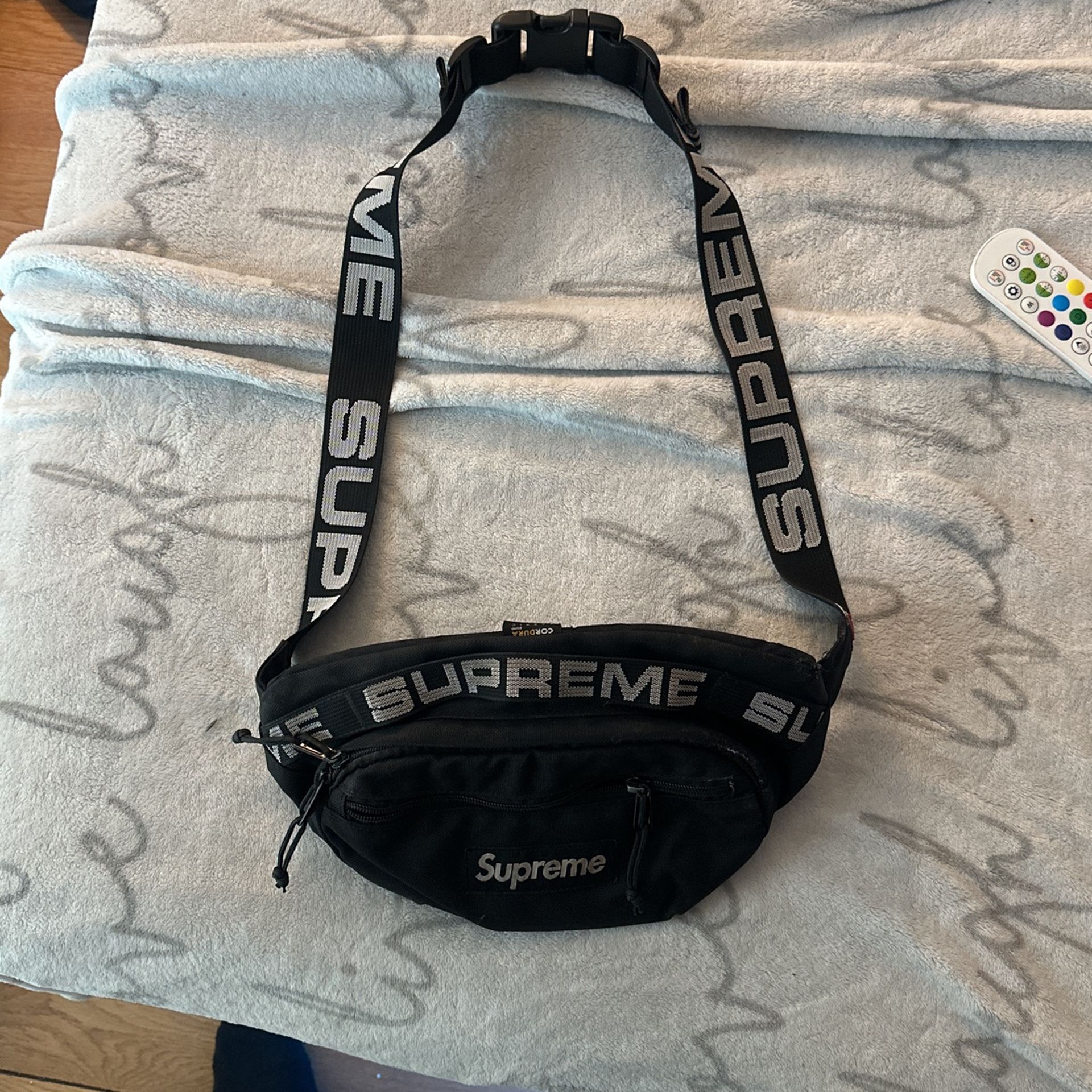 supreme fanny pack