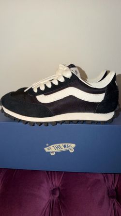 Vans LX Style 152-Black size 8 women