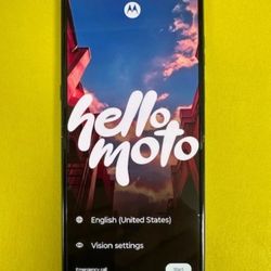 Motorola Razr Ultra 2025 - 512 GB - Scarab Green Pantone (Unlocked)