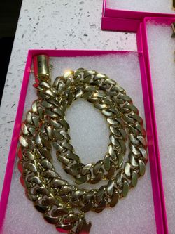 14 kt Gold Plated Jewerly - Stunning and Brand New