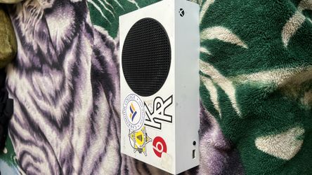 Selling my Xbox Series S with my Microsoft account
