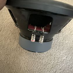 Kicker Amp And 12 Inch Skar Subwoofer 