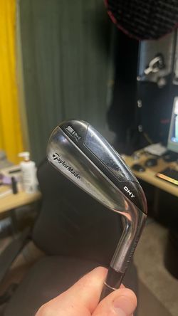 TaylorMade SIM DHY Utility 2 Iron