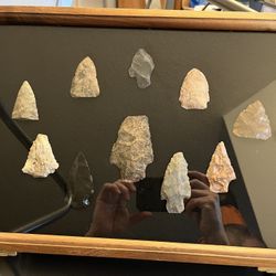Framed Indian Arrowhead Collection 10 Points