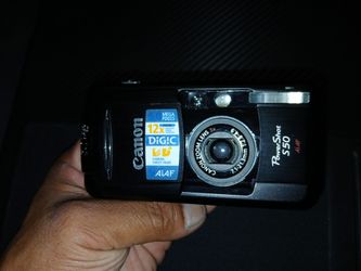 Canon PowerShot S50 Digital Camera