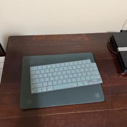 MacBook Air 13 Inch Hard Case And Keyboard Cover Green - Box Not Included 