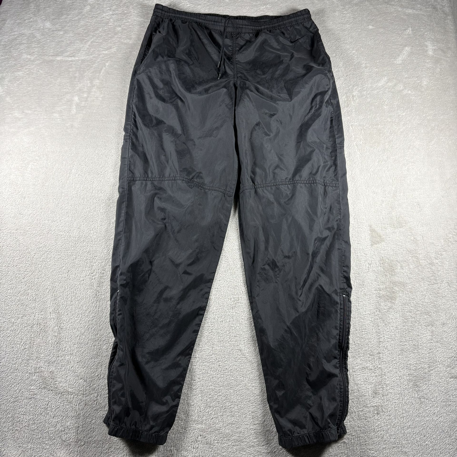 Vintage Nike Track Pants Men’s M Black Y2K Baggy Windbreaker Nylon Joggers #1157
