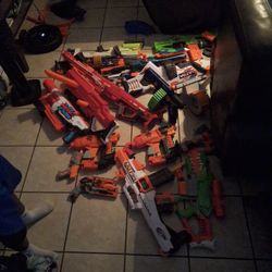 Nerf Guns All Kind Including Fortnite 