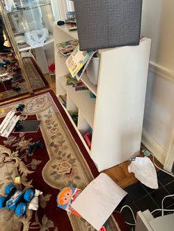 Toy shelf